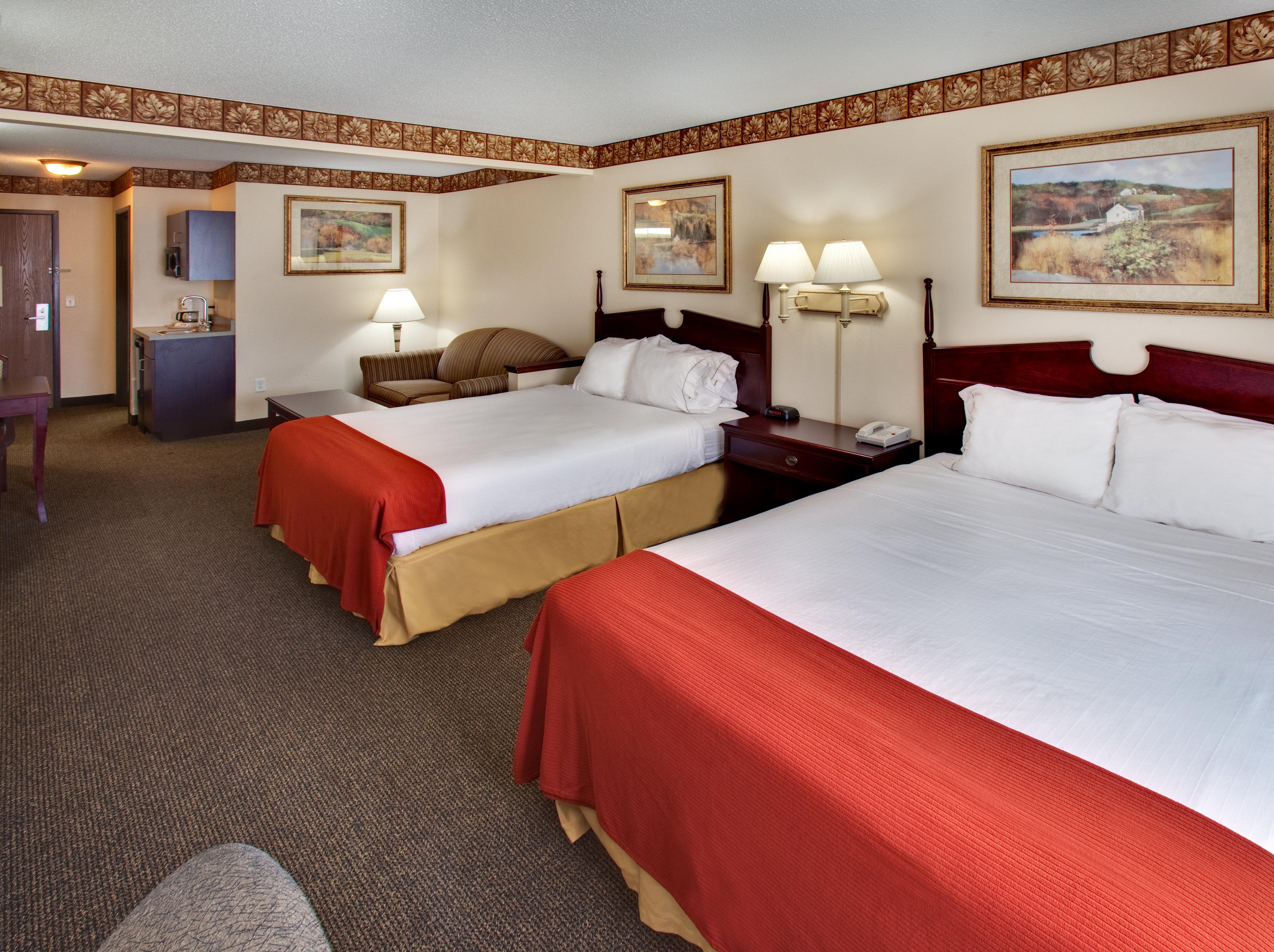 Best Western Watertown Inn & Suites Екстер'єр фото